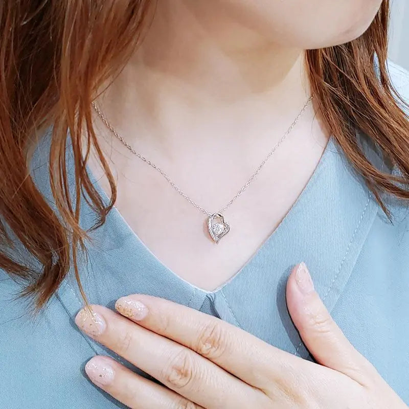 0.5 Carat Moissanite Diamond Dancing Stone Heart Necklace 925 Sterling Silver limanilondon
