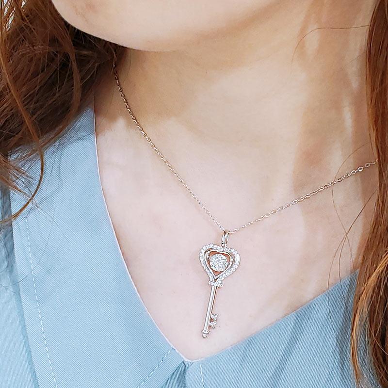 1 Carat Moissanite Diamond Dancing Stone Key Necklace 925 Sterling Silver