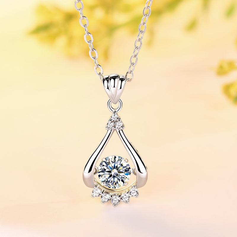 Dancing Stone 0.5 Carat Moissanite Diamond Necklace 925 Sterling Silver