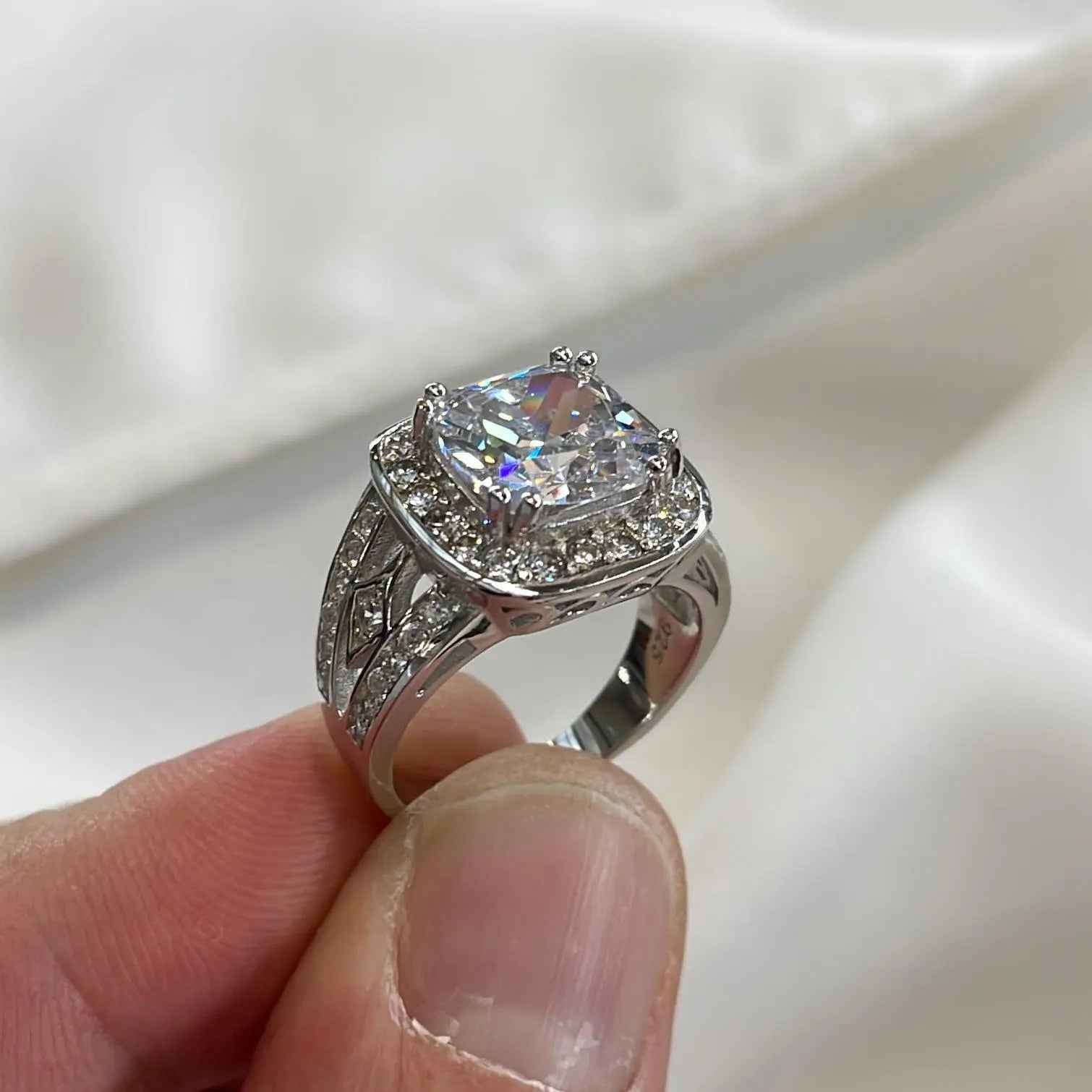 Art Deco Vintage Style 4 Carat Cushion Created Diamond Solid 925 Sterling Silver Wedding Engagement Ring