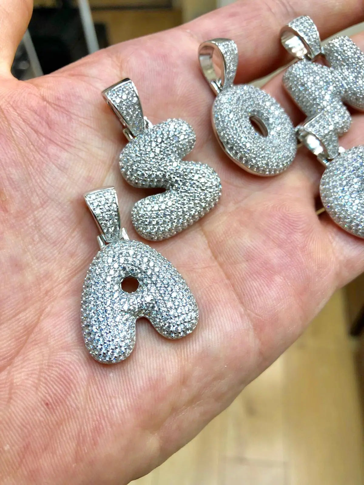 925 Sterling Silver 26 Initial Letters CZ Pendant Unisex - Gift Boxed limanilondon