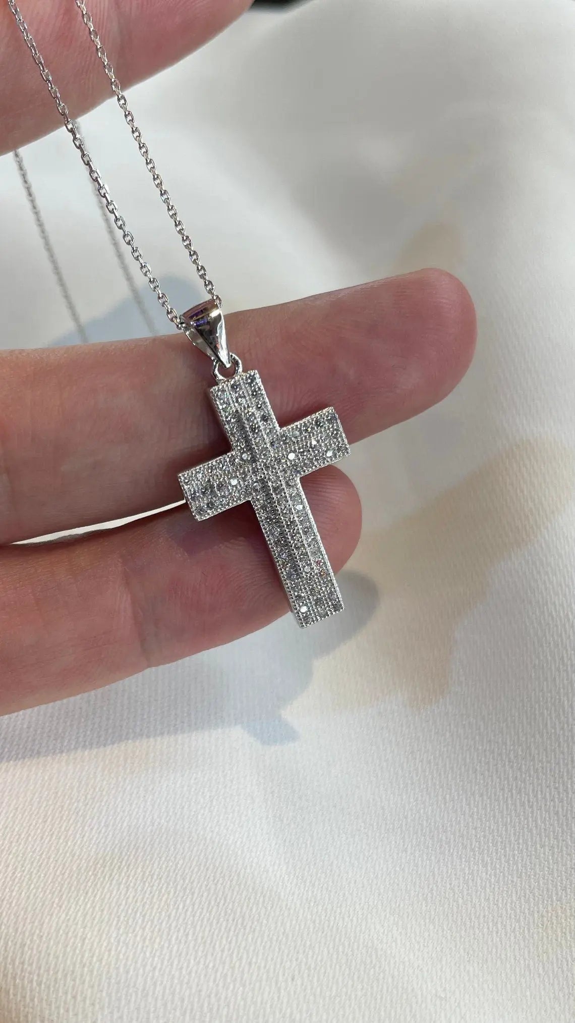 Micro Setting Cubic Zirconia 925 Sterling Silver Cross Pendant Necklace 17.5" Chain - Gift Boxed limanilondon