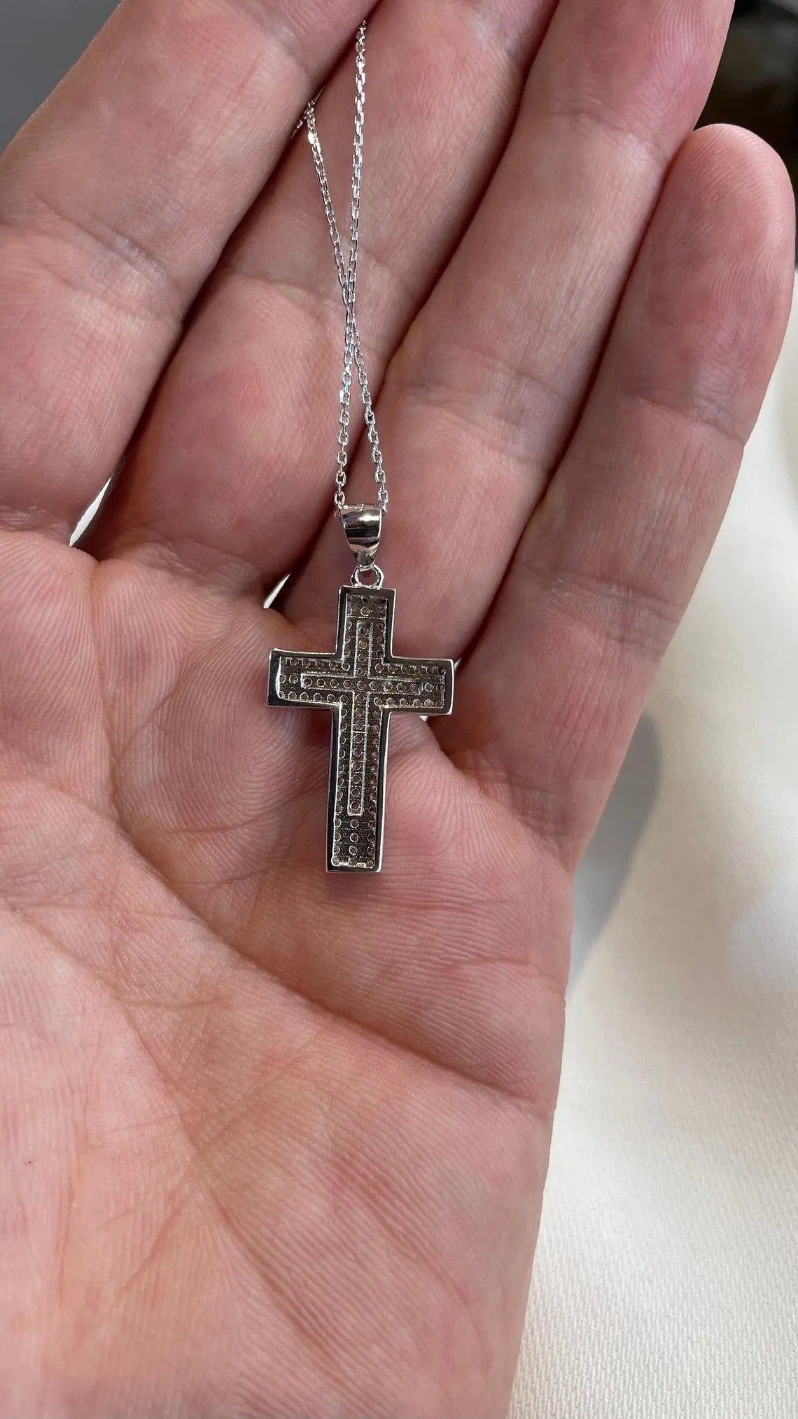 Micro Setting Cubic Zirconia 925 Sterling Silver Cross Pendant Necklace 17.5" Chain - Gift Boxed limanilondon