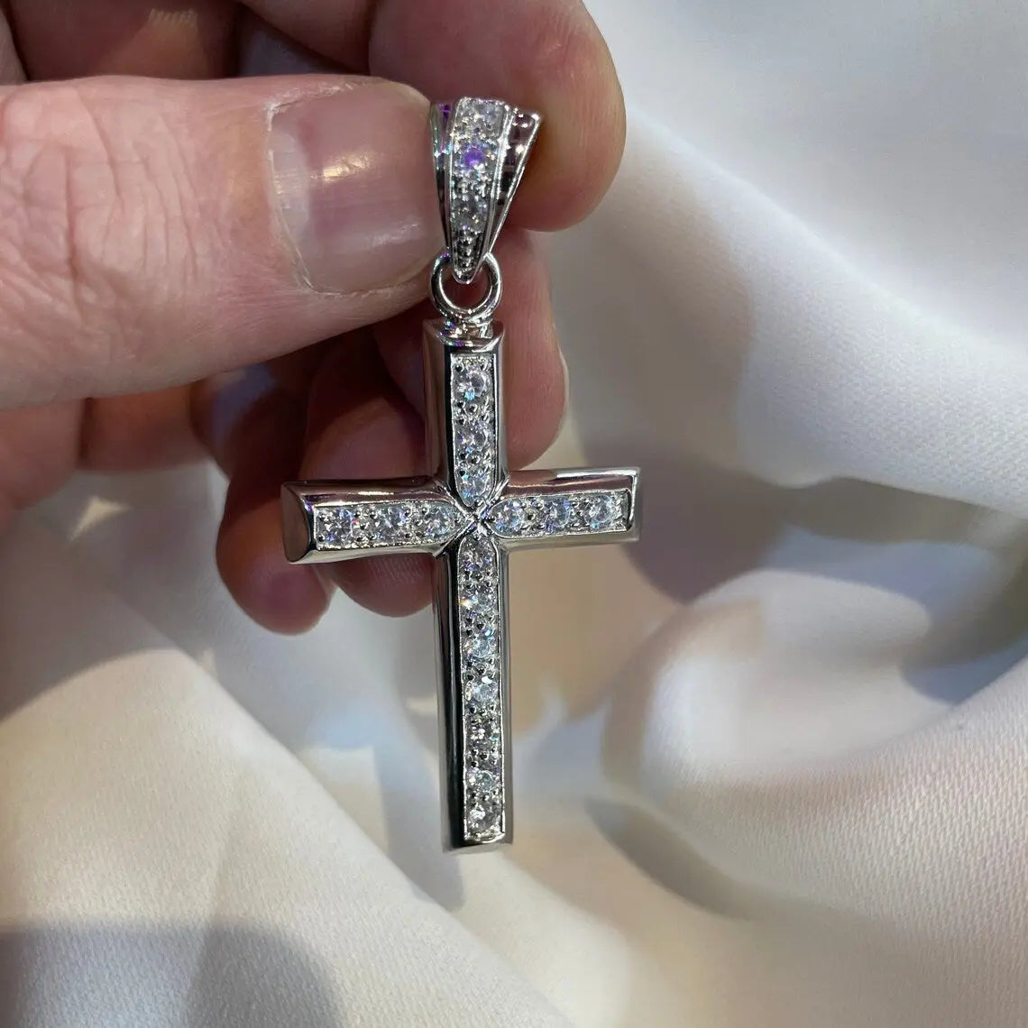 Sterling Silver CZ Cross Pendant - Gift Boxed (13.50 Grams) limanilondon