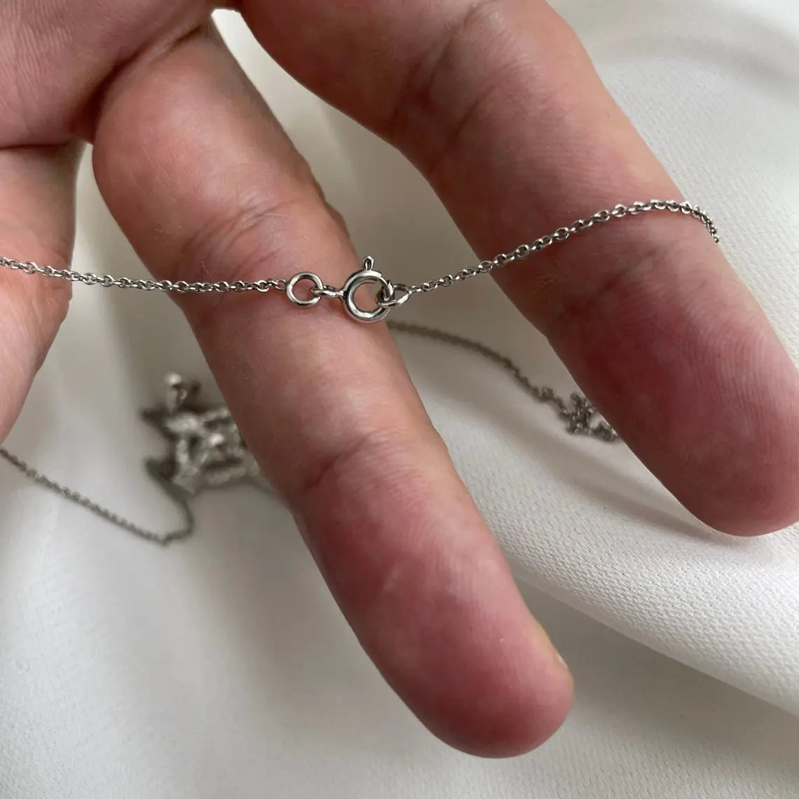Sterling Silver Celtic Cross Pendant 1.20 Grams with Silver Faceted Belcher Chain - Gift Boxed limanilondon