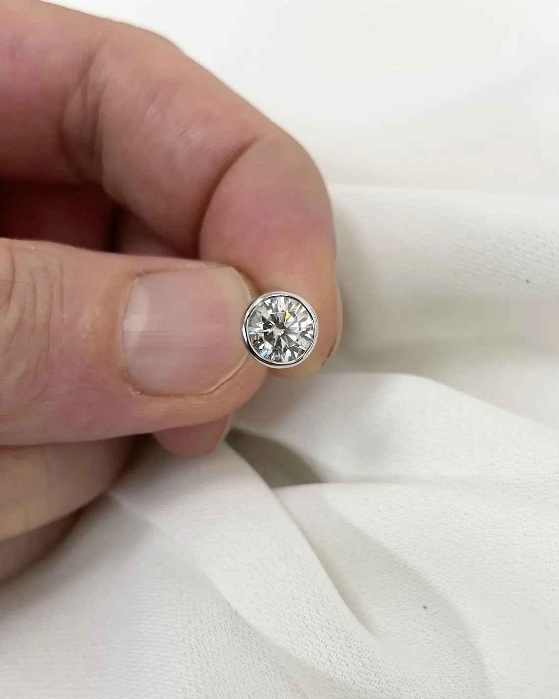 1 Carat Moissanite Diamond Earring (1 Piece) Unisex 925 Sterling Silver