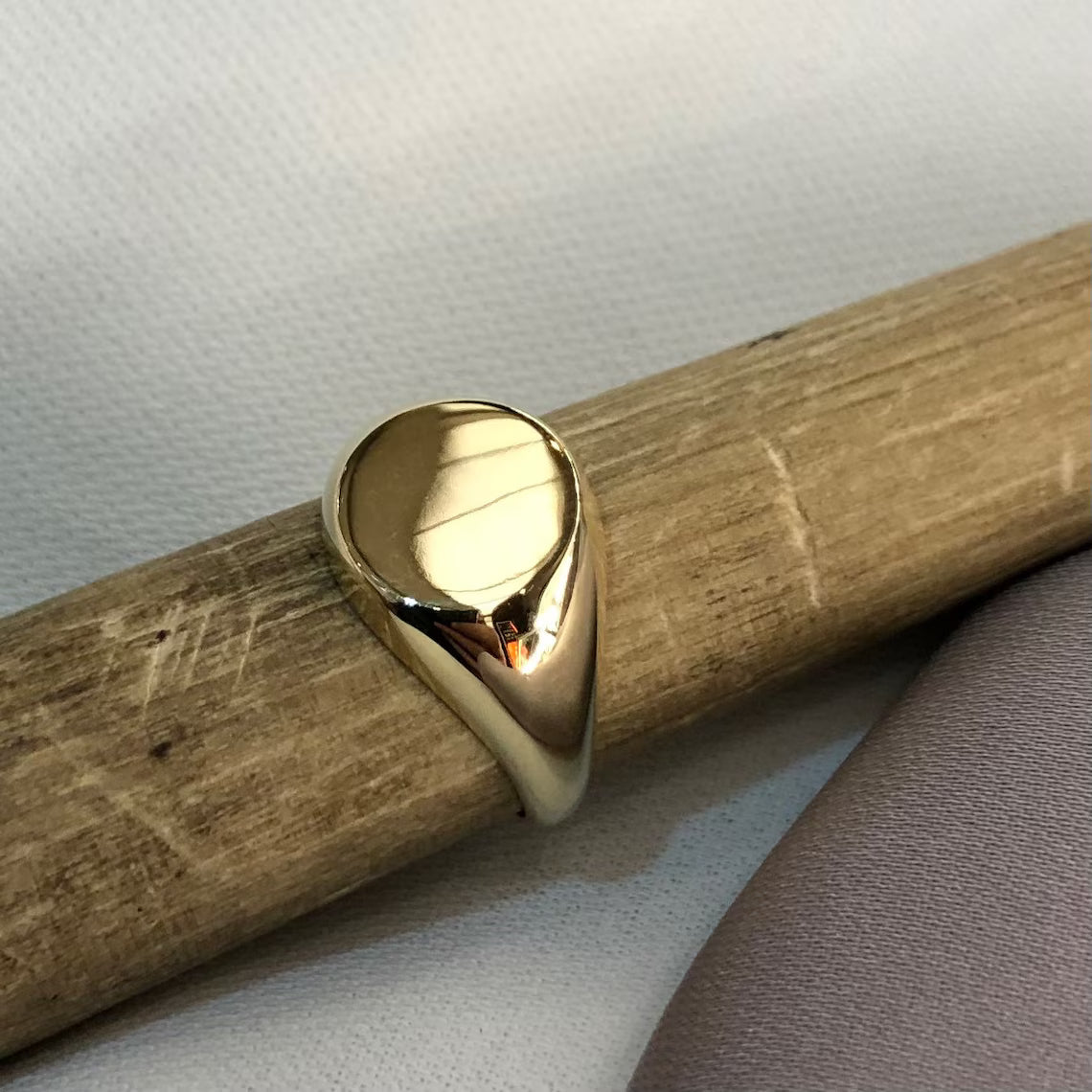 Genuine 9ct Yellow Gold Men's Round Plain Sides Signet Ring H-Q Sizes - Gift Boxed