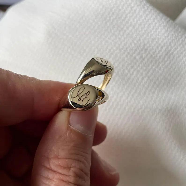 Personalised 9ct Yellow Gold Men's Signet Ring | Engraved Gold Ring limanilondon