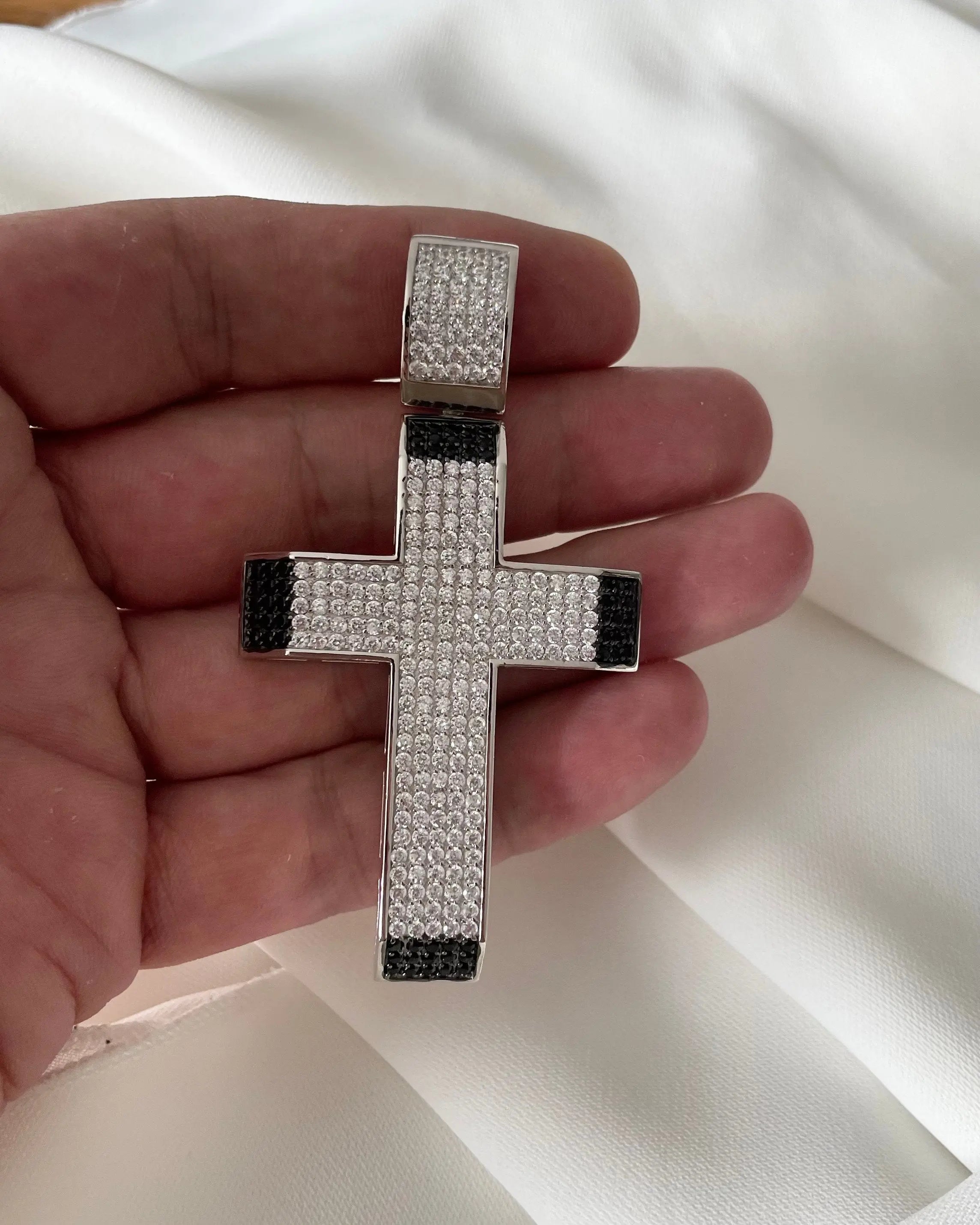Sterling Silver Cross Pendant: Black & Clear CZ, 27.70 Grams limanilondon