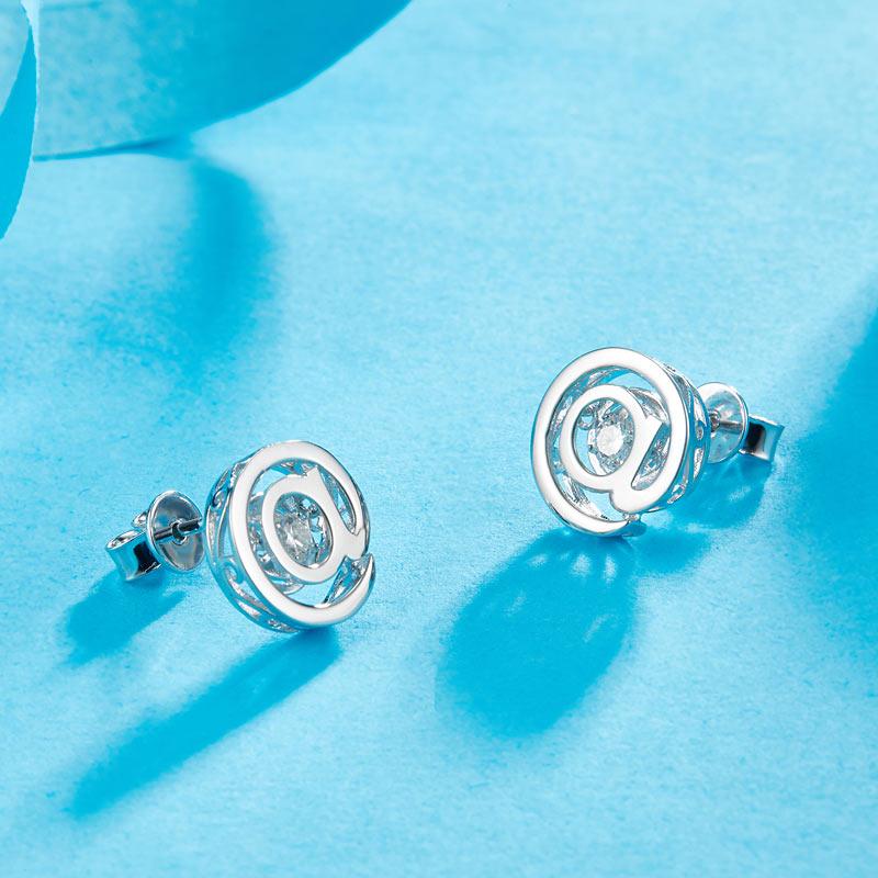 @ Stud Moissanite Diamond Dancing Stone Earring (1 Piece) Unisex 925 Sterling Silver