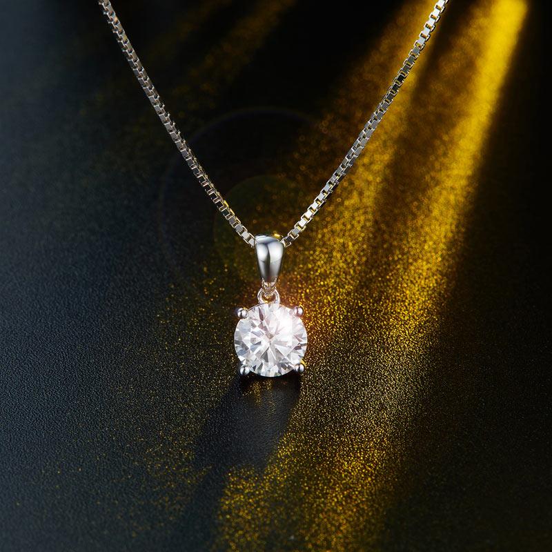 1 Carat Moissanite Diamond Pendant Necklace 925 Sterling Silver