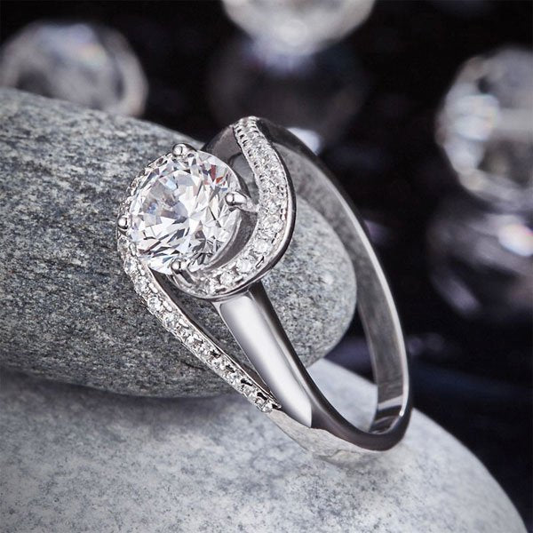 Twist Curl 925 Sterling Silver Wedding Engagement Ring 1.25 Ct Created Diamond