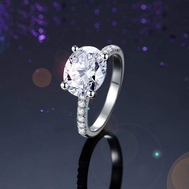 Solid 925 Sterling Silver 4 Carat Wedding Anniversary Ring Oval Cut Luxury Jewellery