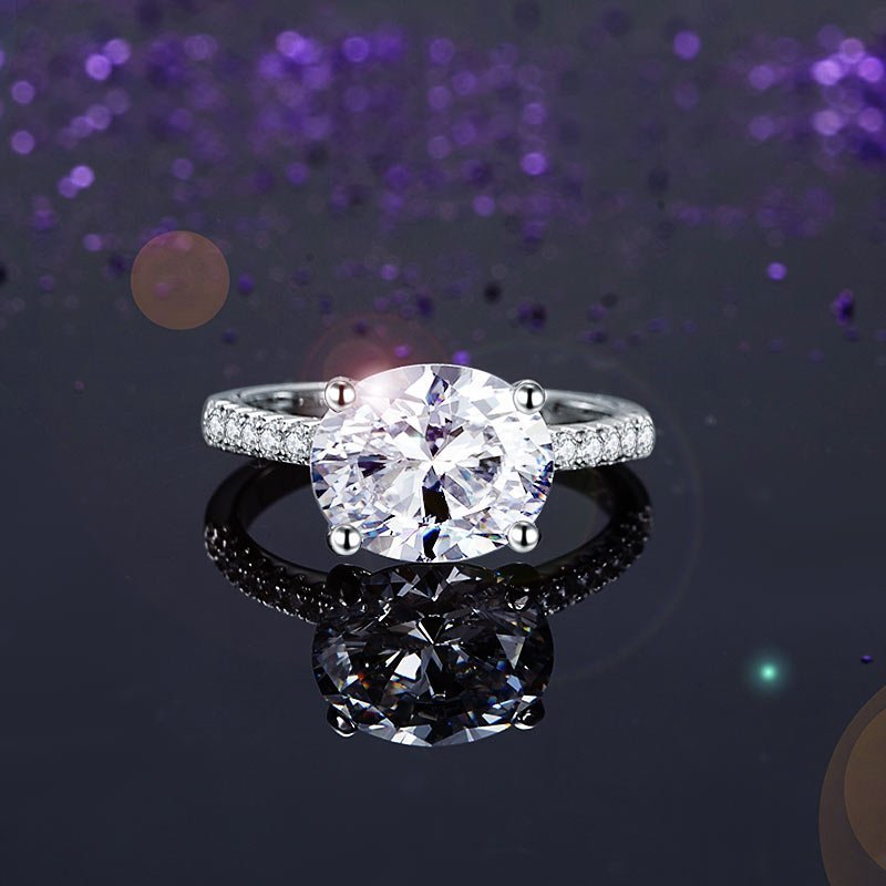 Solid 925 Sterling Silver 4 Carat Wedding Anniversary Ring Oval Cut Luxury Jewellery