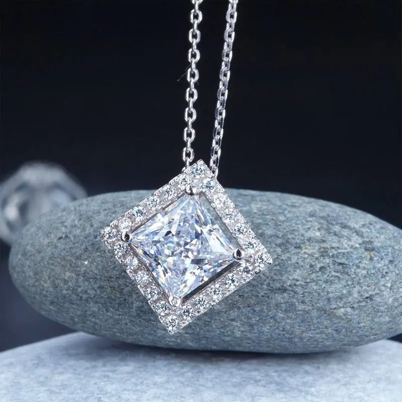 1.5 Carat Princess Cut Created Diamond 925 Sterling Silver Pendant Necklace limanilondon