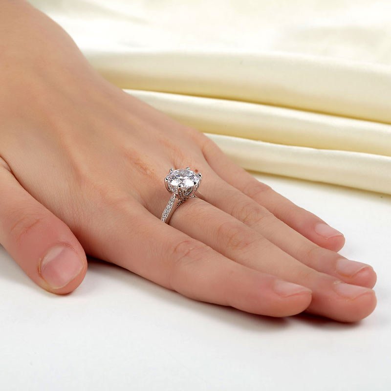 925 Sterling Silver Luxury Wedding Engagement Ring 3 Carat Created Diamond Jewellery
