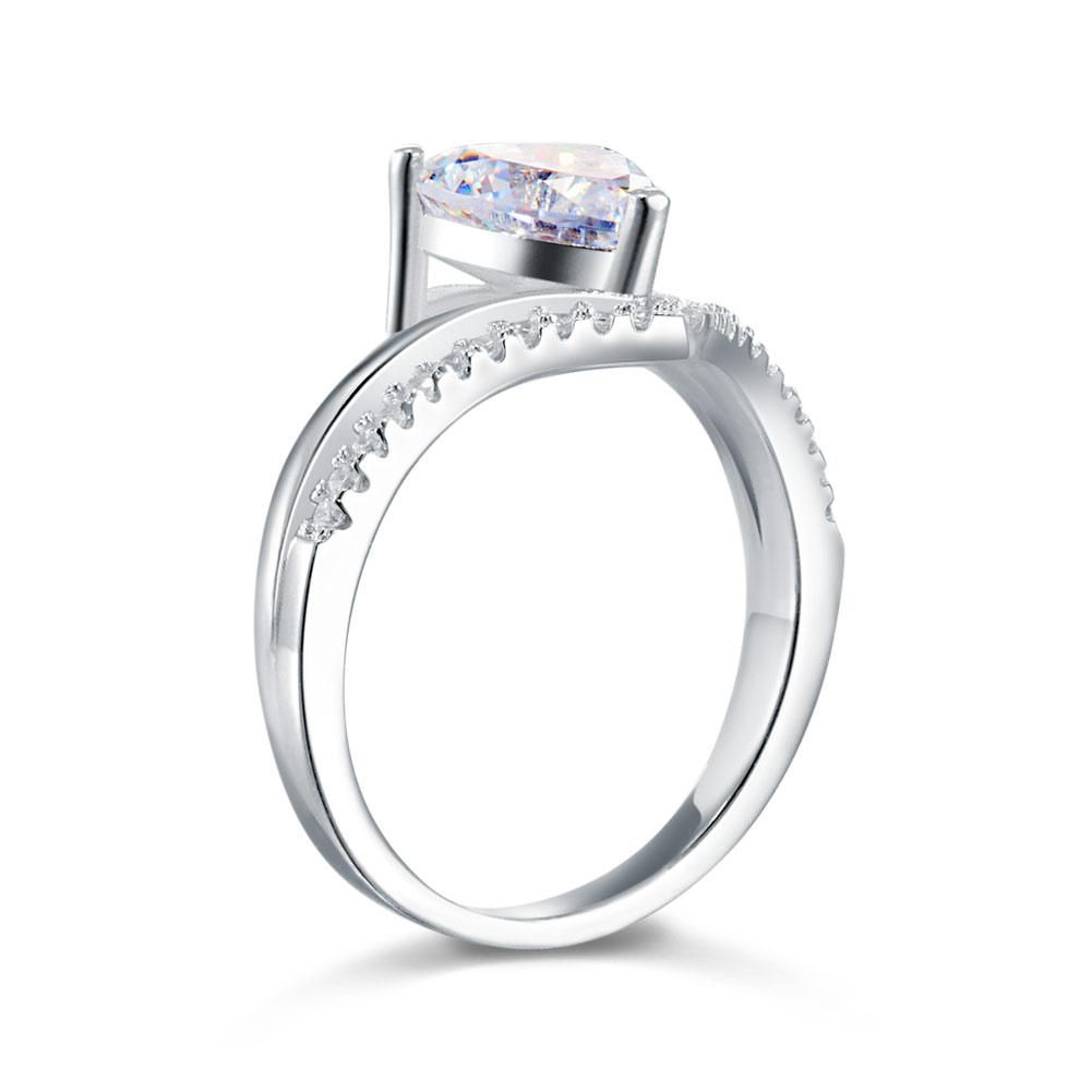 2 Carat Heart Created Cut Diamond Engagement Ring 925 Sterling Silver