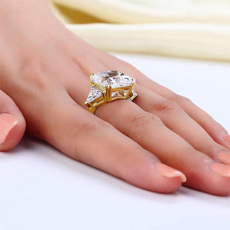 Solid 925 Sterling Silver Three-Stone Luxury Ring 8 Carat Created Diamond Ring