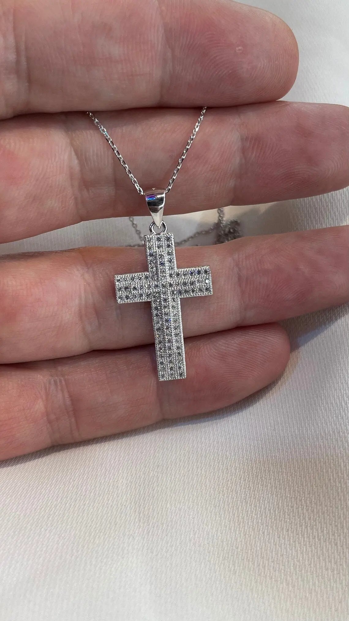 Micro Setting Cubic Zirconia 925 Sterling Silver Cross Pendant Necklace 17.5" Chain - Gift Boxed limanilondon