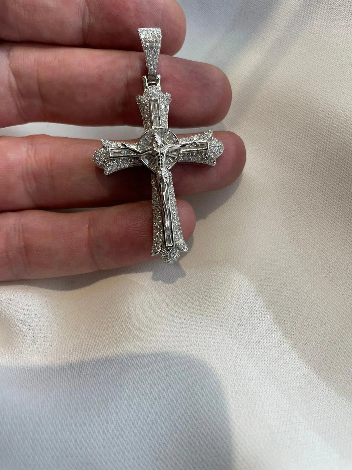 Sterling Silver Jesus Face Cross Pendant - Religious Gift (58mm) limanilondon