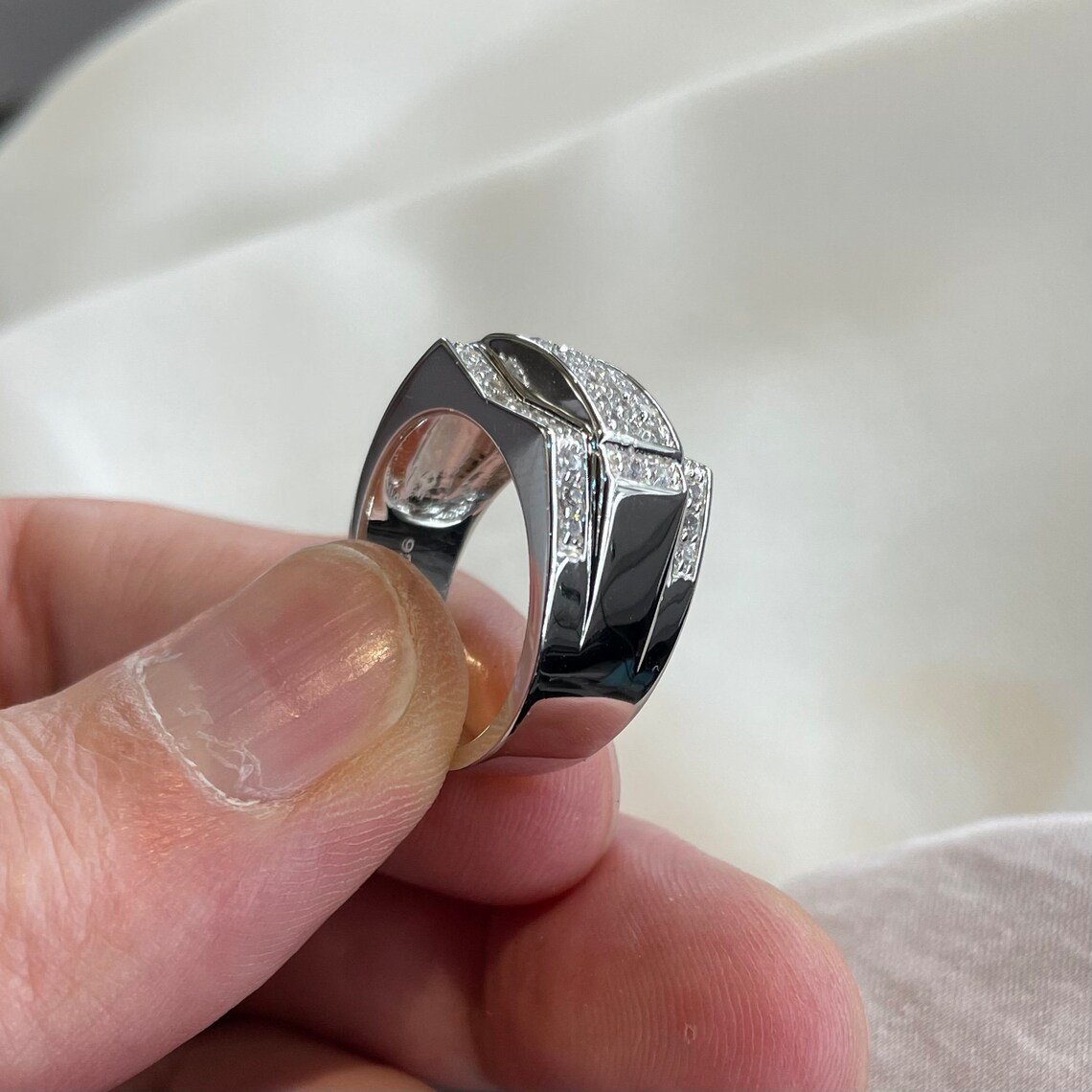 Sterling Silver 925 Men's Stone Set Cz Ring 9.50 Grams Gift boxed Silver Ring