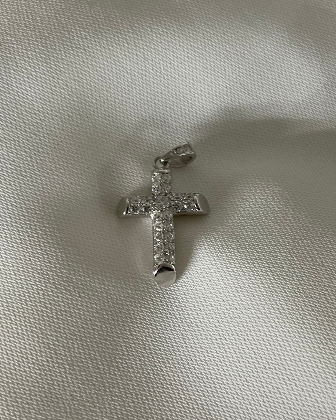 Sterling Silver CZ Cross Pendant - Gift Boxed (3.30 Grams)