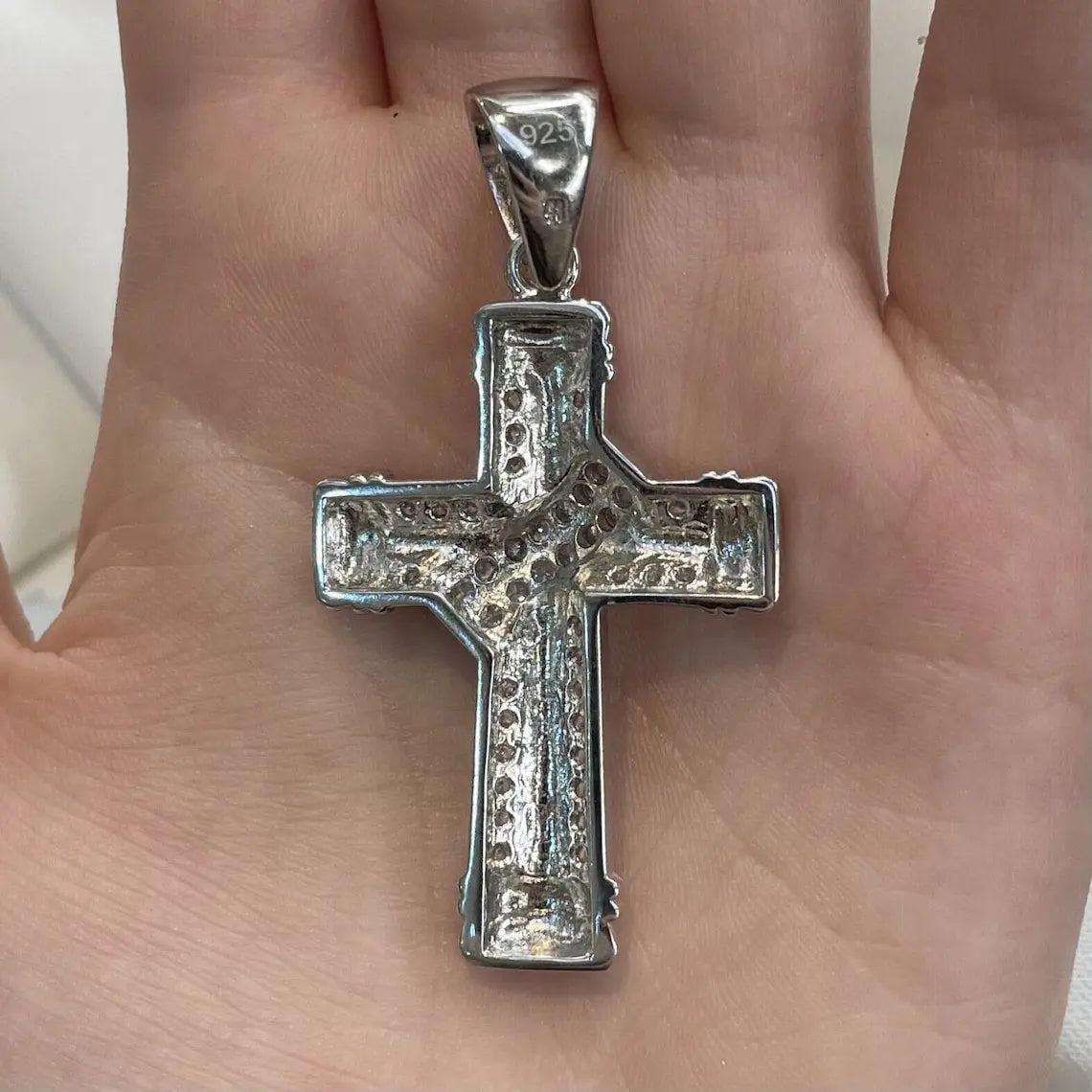 Sterling Silver CZ Cross Pendant - Holy Knot Design (16.00 Grams) limanilondon