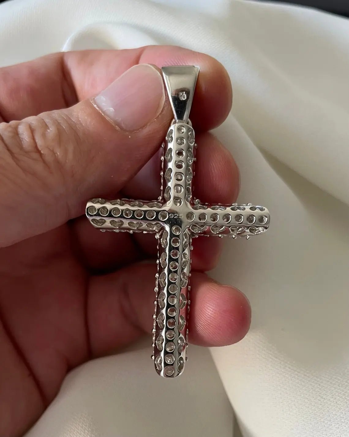 Sterling Silver CZ Cross Pendant - 18.60 Grams - Gift Boxed limanilondon