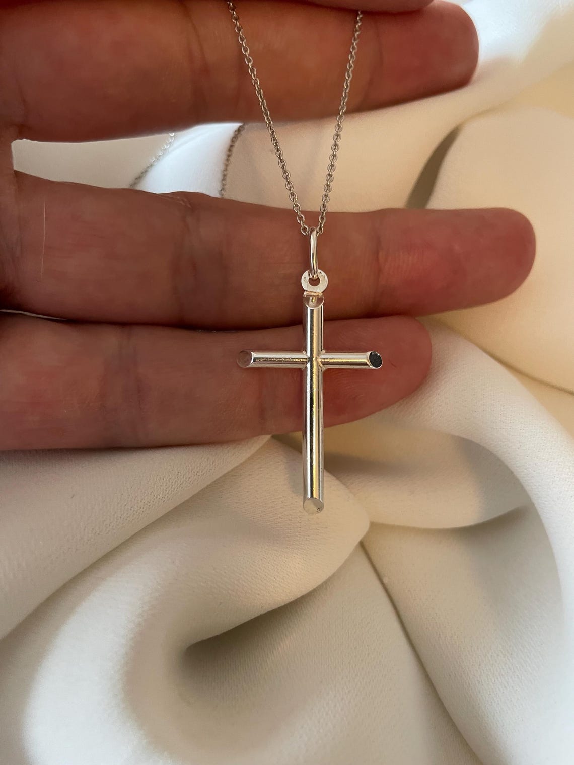 Sterling Silver Cross Pendant 3.20 Grams with Silver Faceted trace Chain - Gift Boxed