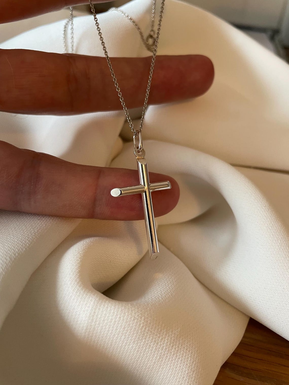 Sterling Silver Cross Pendant 3.20 Grams with Silver Faceted trace Chain - Gift Boxed