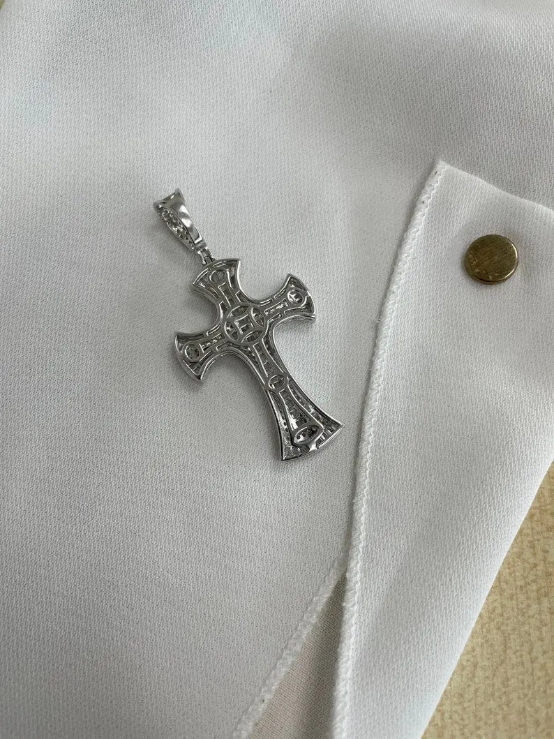 Sterling Silver CZ Cross Pendant - 9.7 Grams - Gift Boxed limanilondon