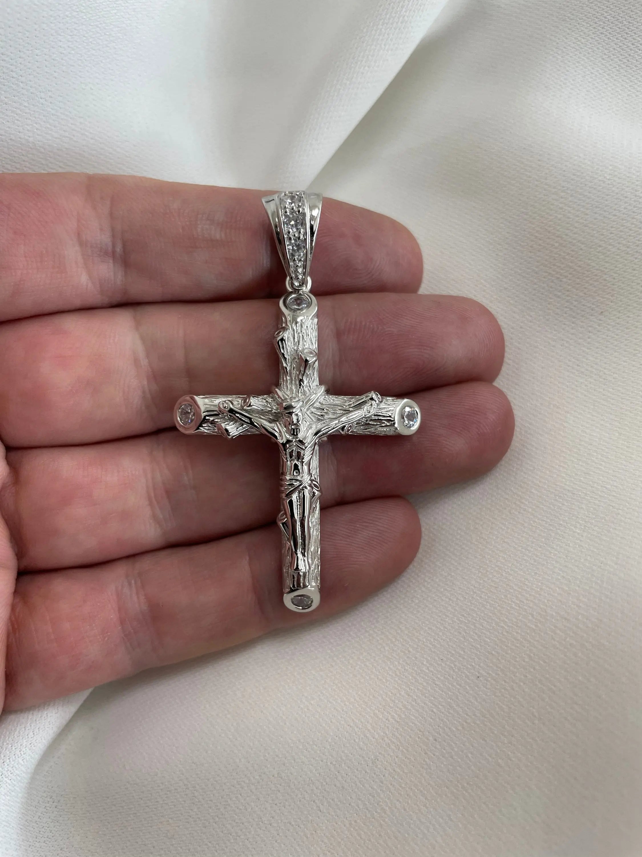 Sterling Silver Crucifix Pendant: Gift Boxed Cross (13.20 Grams) limanilondon